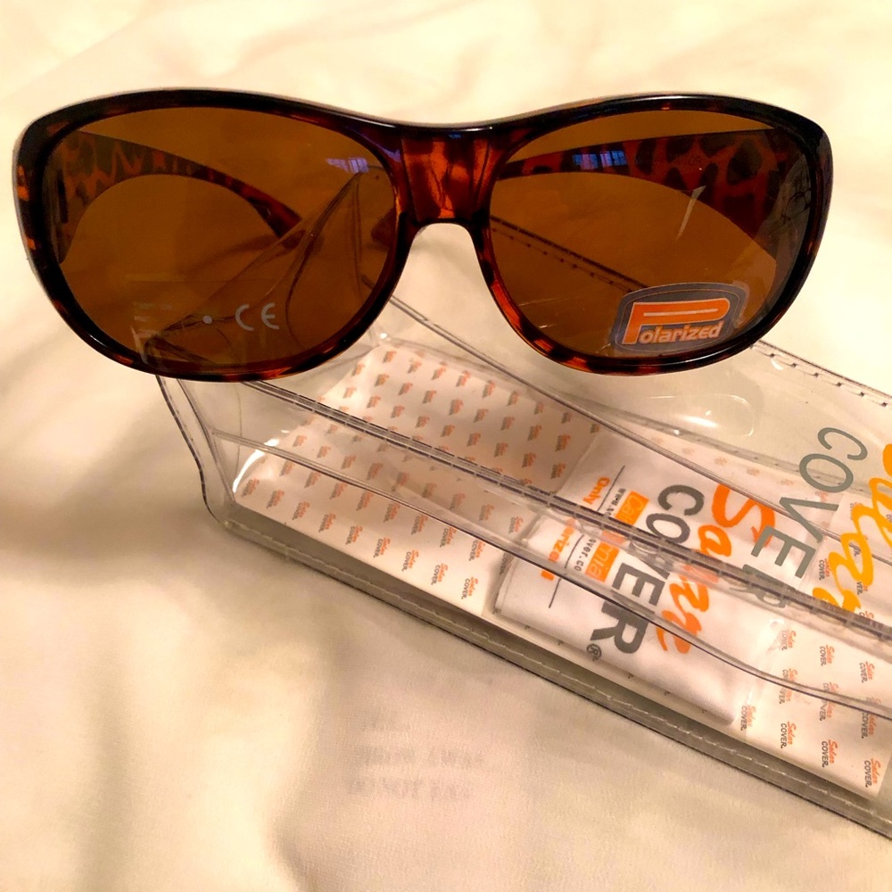 SolarCOVER® All-around Protection Sunglasses fit over glasses for men and women